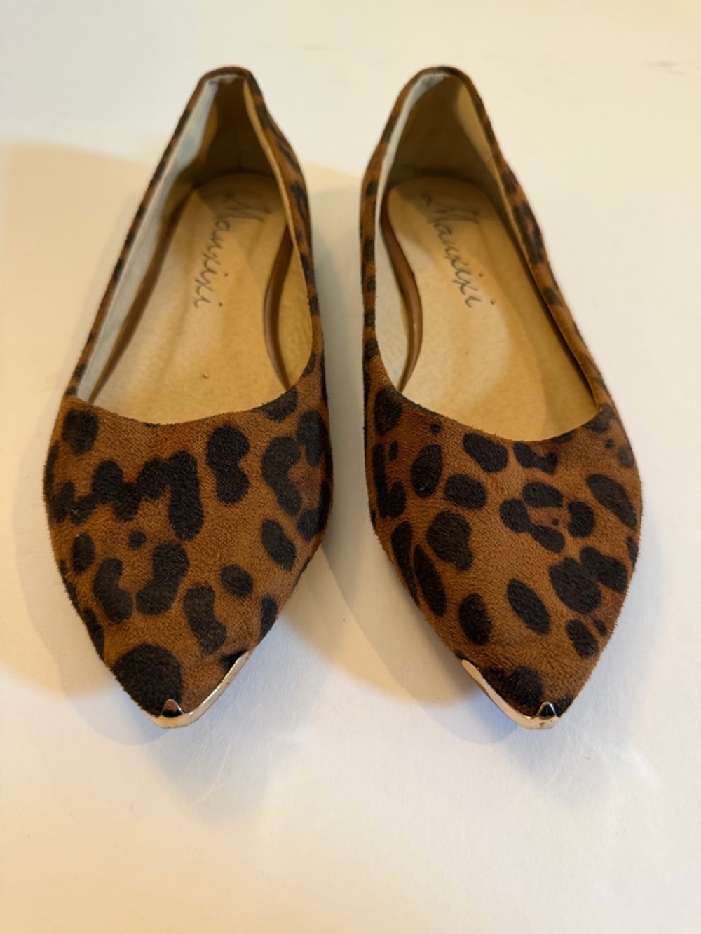 Leopard Print Pointed Toe Flats - Picture 8 of 8